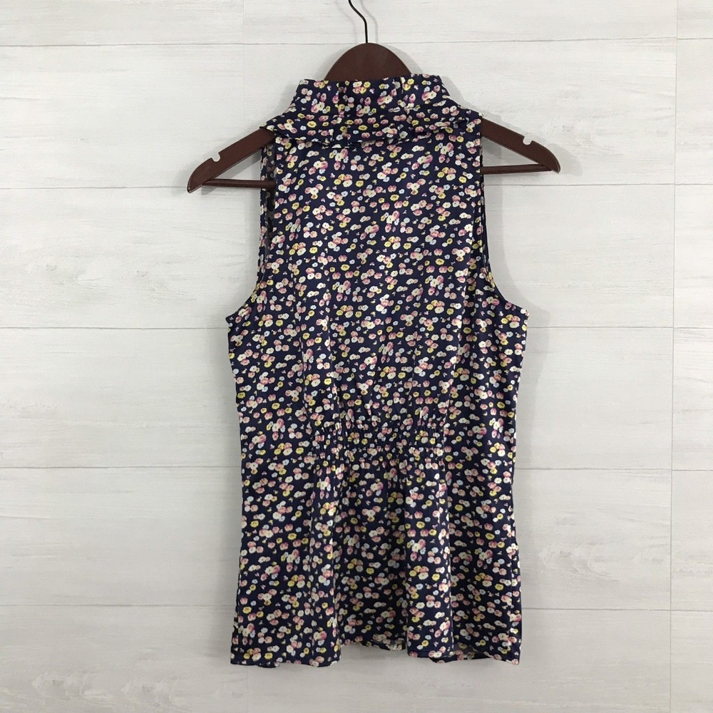 5/$20 CLEARANCE SALE! The Limited Tank - Picture 6 of 7